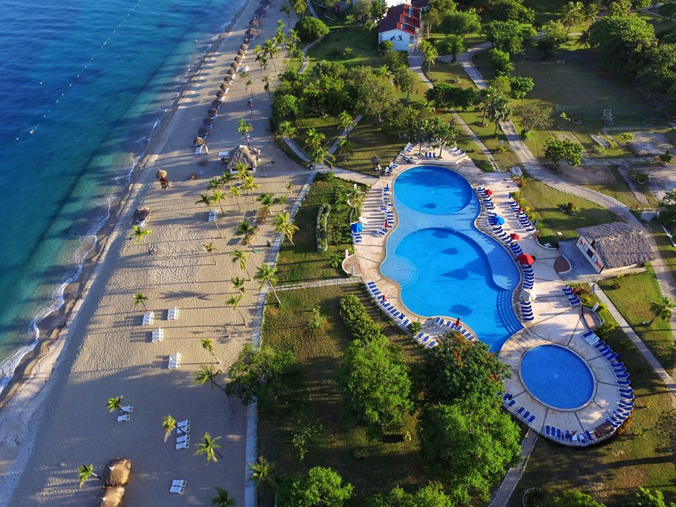 7 plages en Haïti qui vous feront rêver : Beauté, Sérénité et Richesse Naturelle